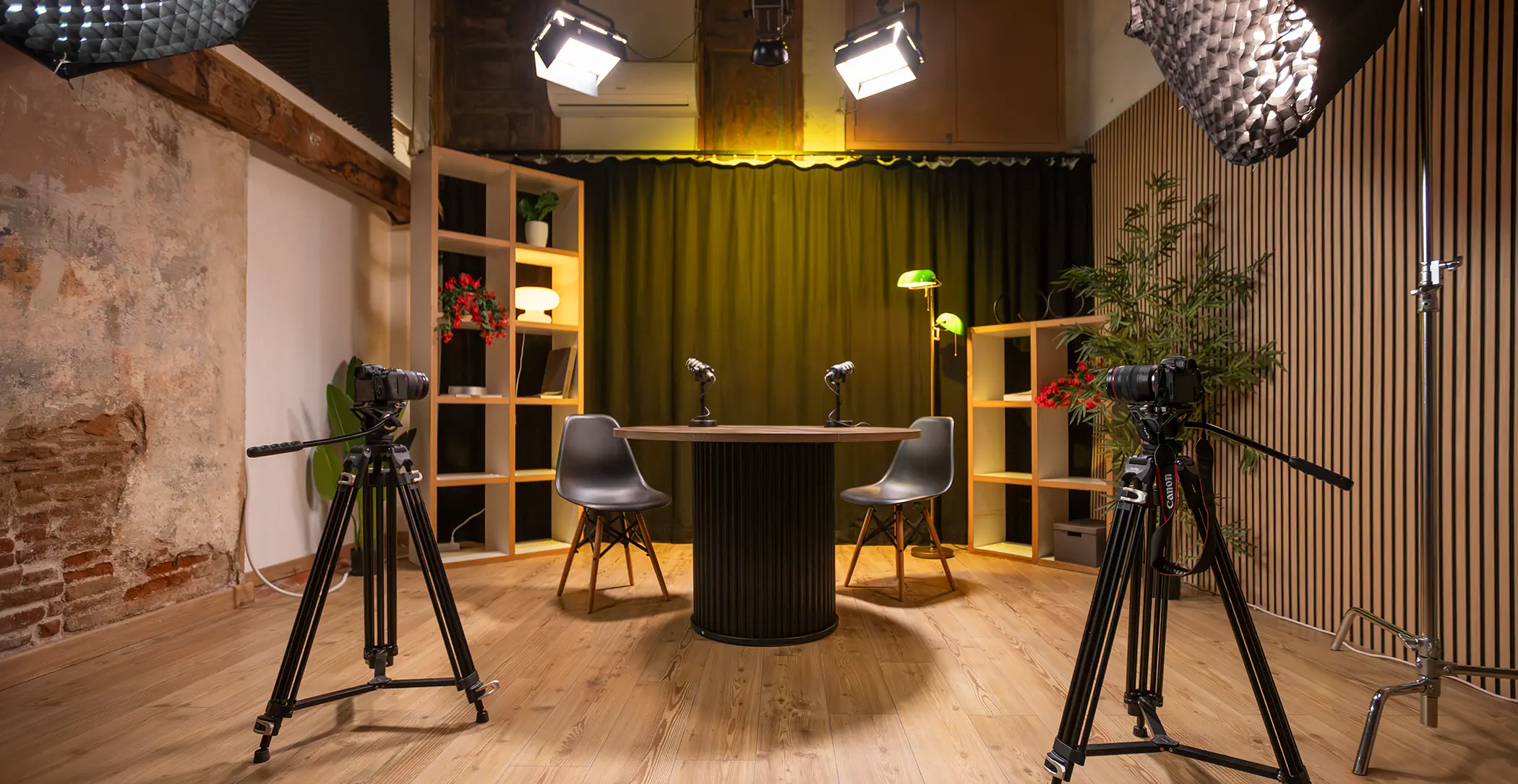 Alquiler de estudio grabación podcast Barcelona. Foto&video. Estudio 4